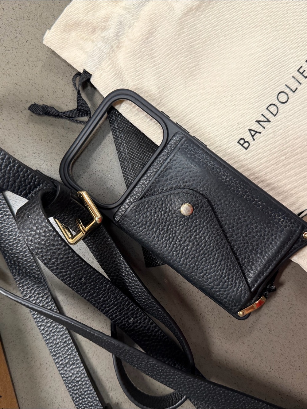 Bandolier Hailey Leather Crossbody Phone Case iPhone 17 Pro - Black/Gld